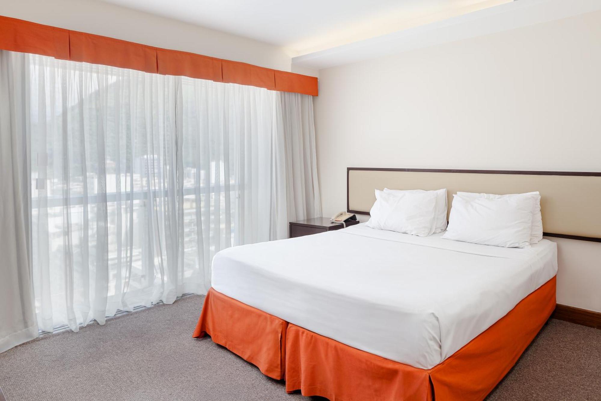 Rio Othon Palace Rio de Janeiro Dış mekan fotoğraf A bed with a bed skirt